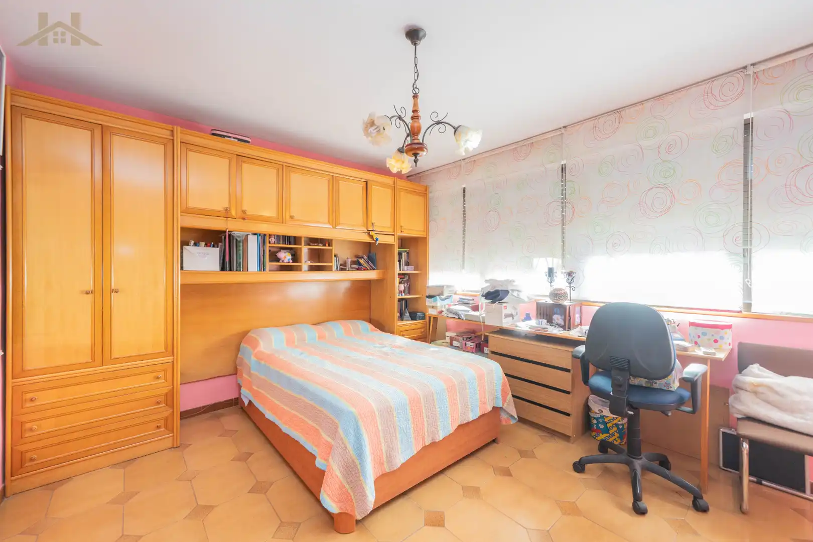 Dormitori de Casa adosada en venda en Pozuelo de Alarcón amb Jardí privat, Terrassa i Traster