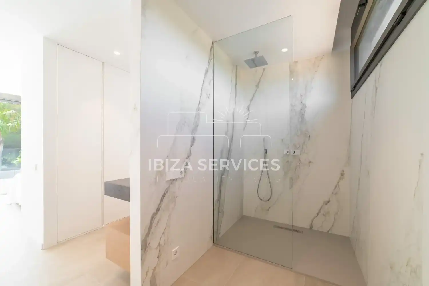 Bany de Casa o xalet de lloguer en Santa Eulària des Riu amb Aire condicionat, Jardí privat i Piscina