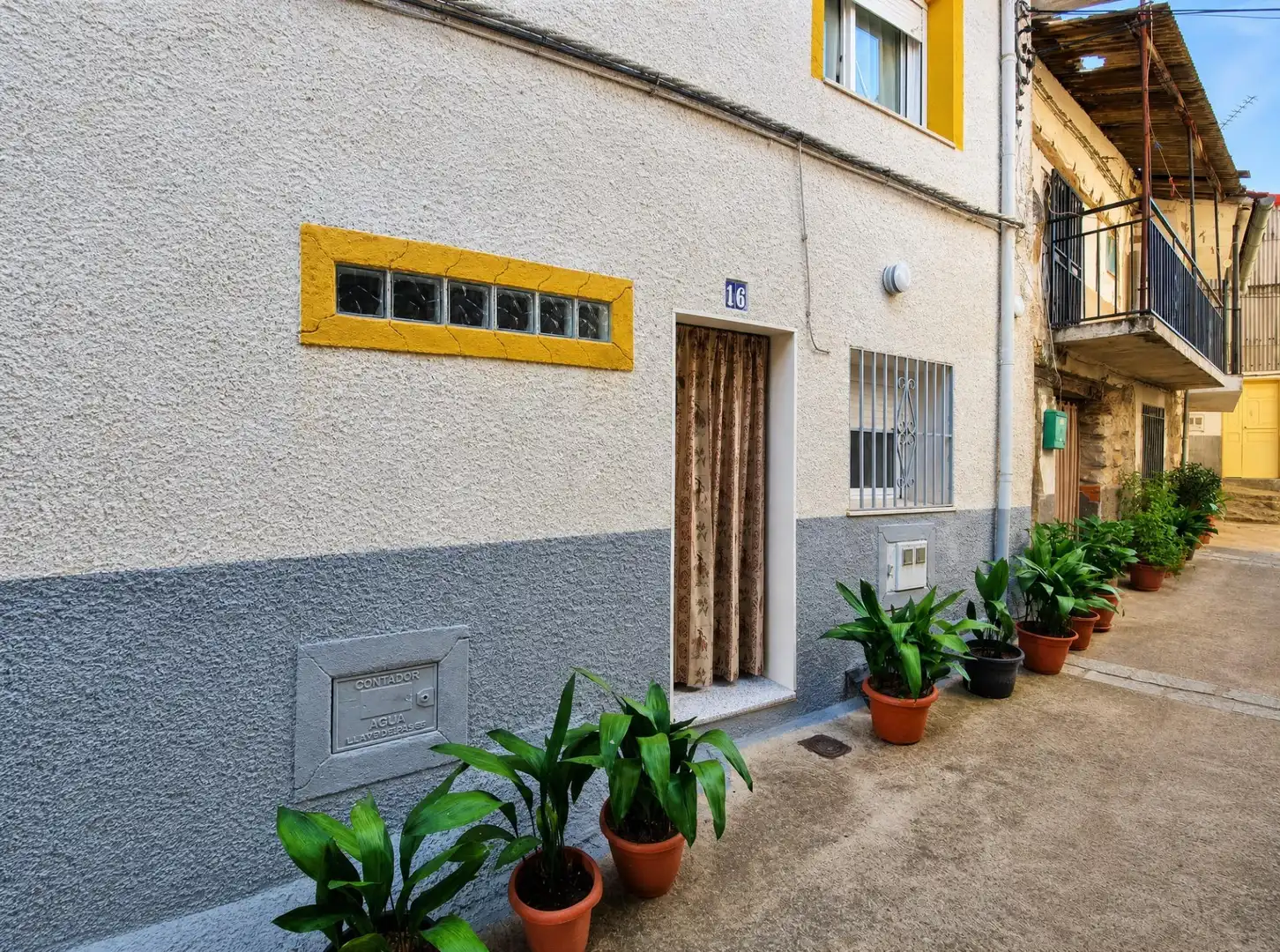 Außenansicht von Haus oder Chalet zum Verkauf in Cabrero mit Klimaanlage, Terrasse und Möbliert