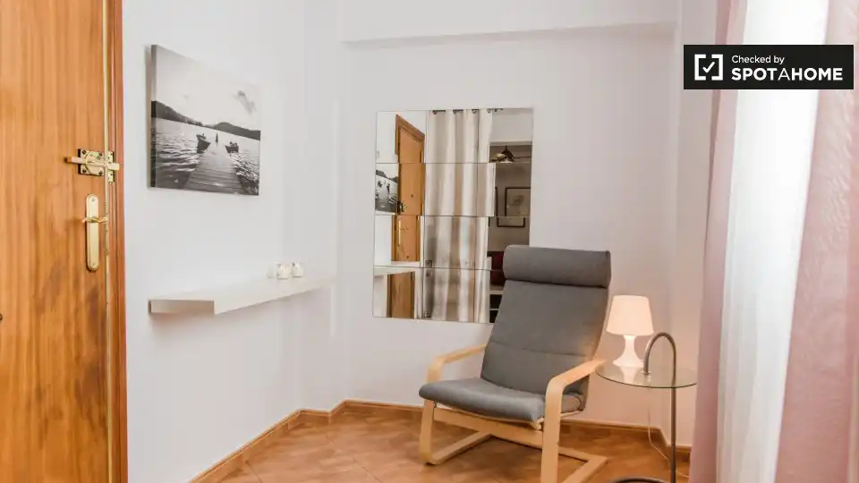 Sala d'estar de Pis de lloguer en Valencia amb Aire condicionat, Calefacció i Moblat