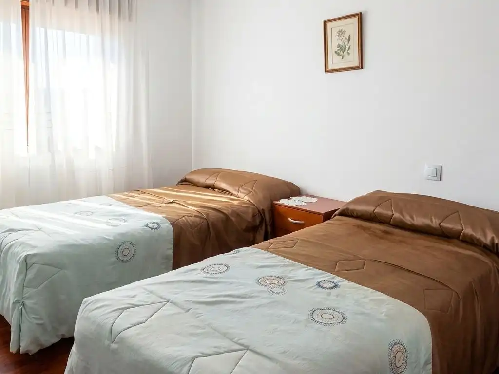 Dormitori de Pis en venda en Barakaldo  amb Terrassa