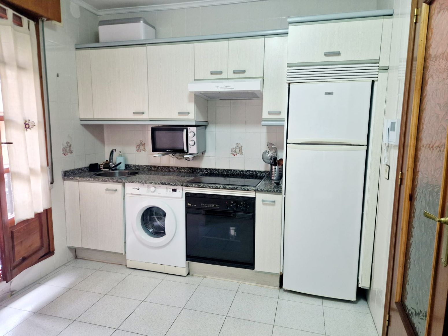 Kitchen of Flat for sale in Gozón  with Heating