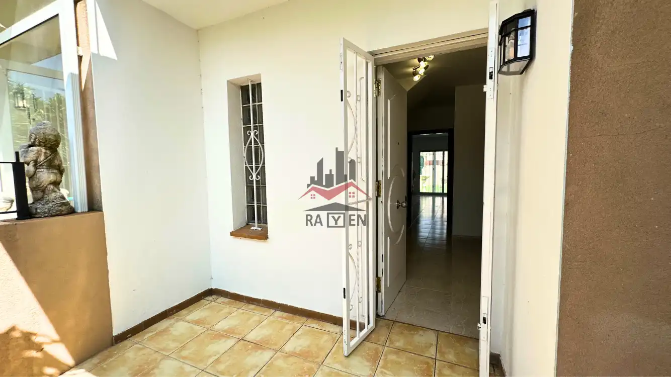 Houses for sale in del Poeta Apel·les Mestres, Poble Nou - Olivar Gran