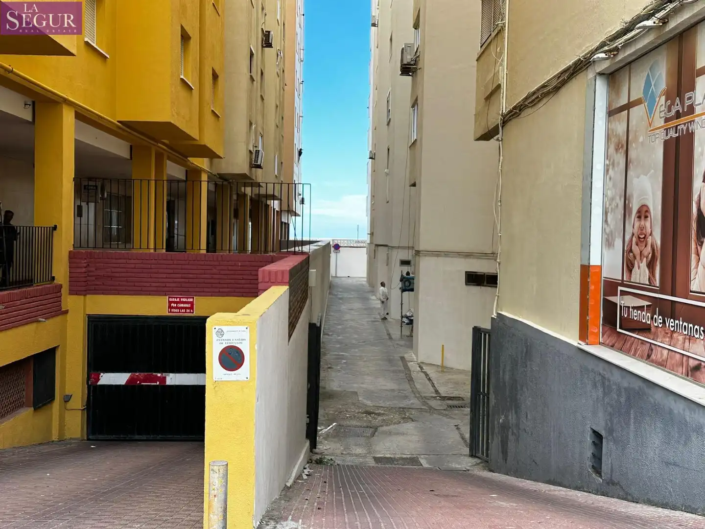 Exterior view of Garage for sale in Cádiz