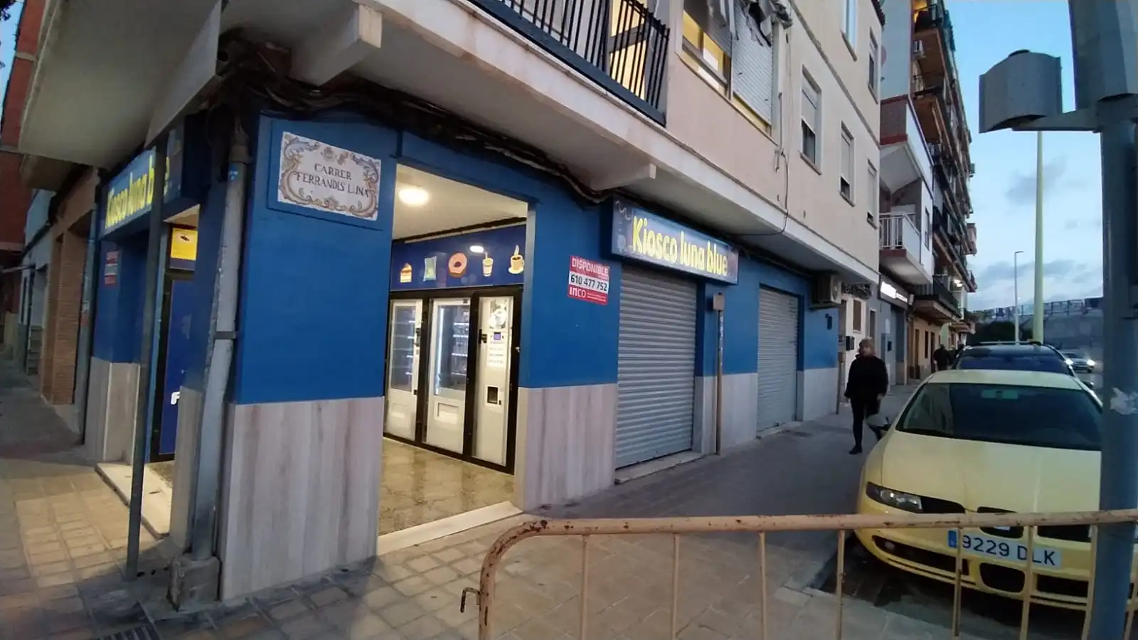 Local en venda en Manises amb Alarma