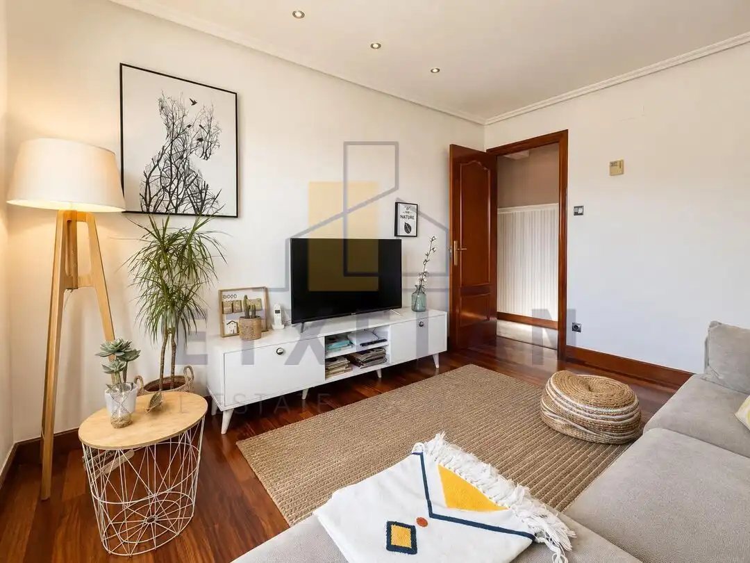 Sala de estar de Piso en venta en Atxondo con Calefacción y Amueblado