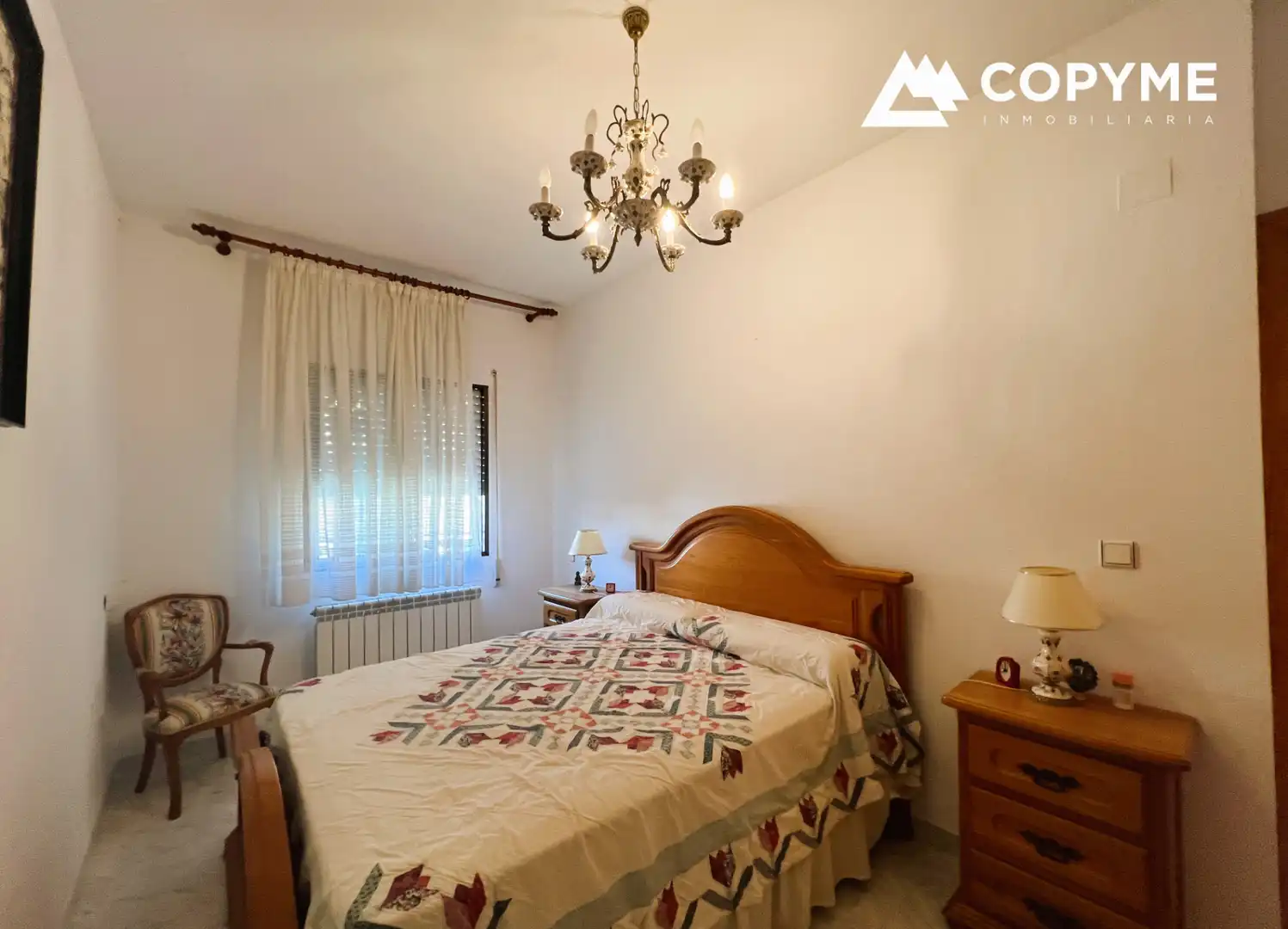 Habitación de Casa adosada en venta en Gerindote con Aire acondicionado, Jardín privado y Amueblado