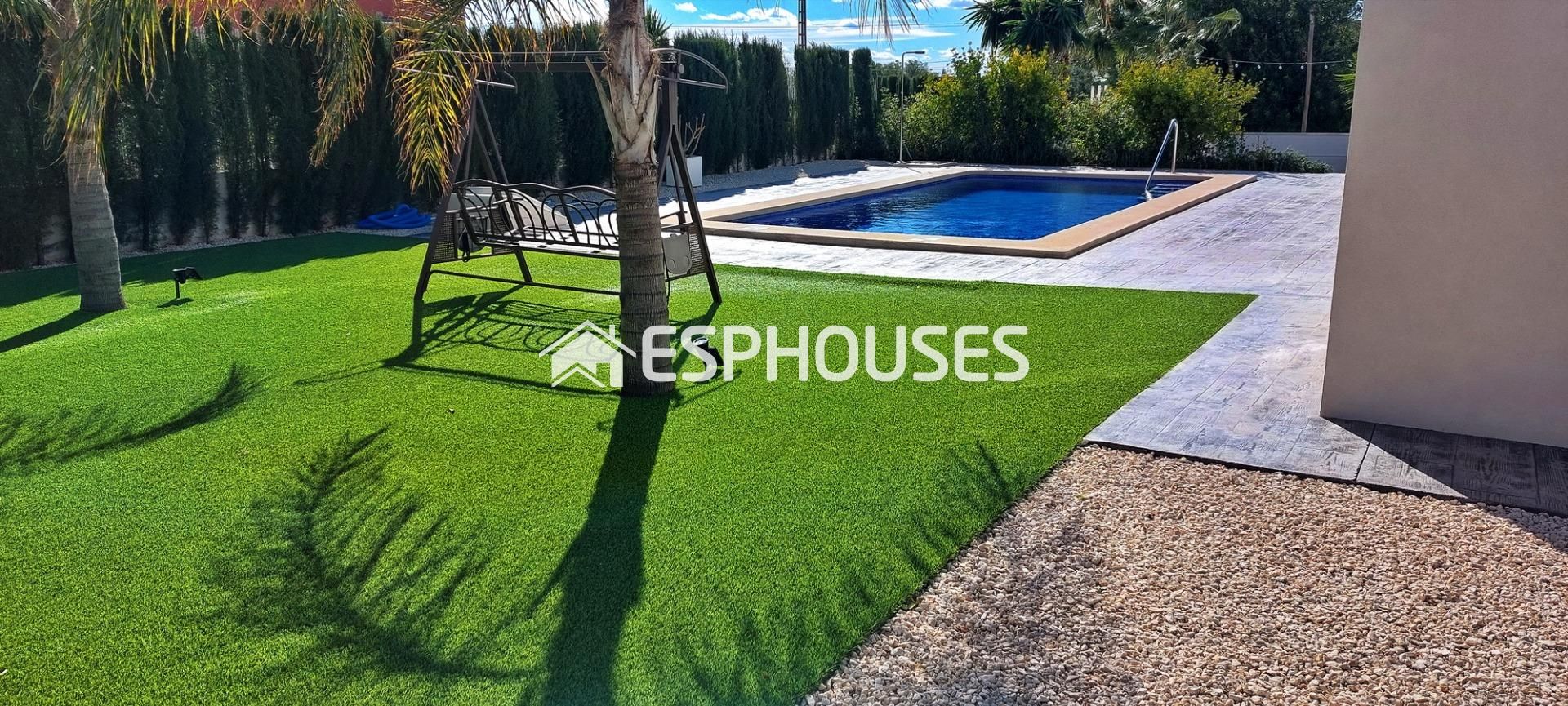 Vista exterior de Casa o xalet en venda en Busot amb Aire condicionat, Calefacció i Terrassa