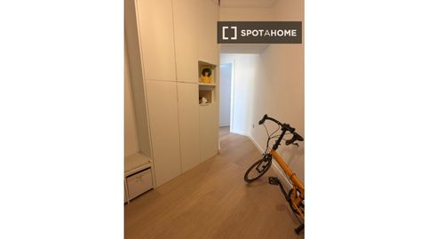 Foto 5 de Habitació a Marxalenes, Valencia Capital