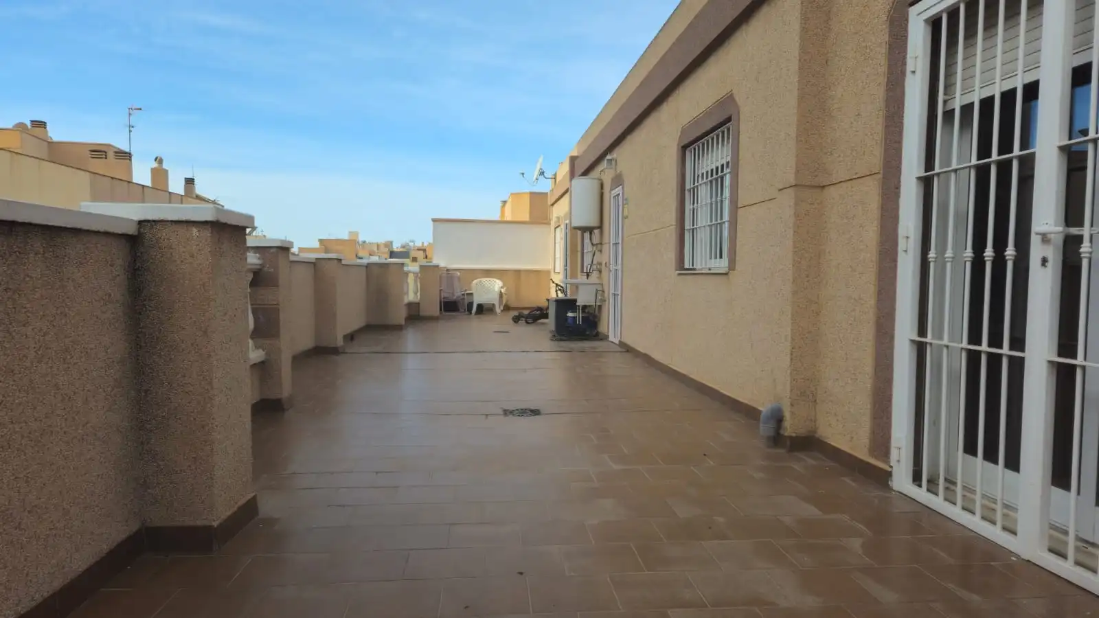 Terraza de Ático en venta en El Ejido con Aire acondicionado, Terraza y Amueblado