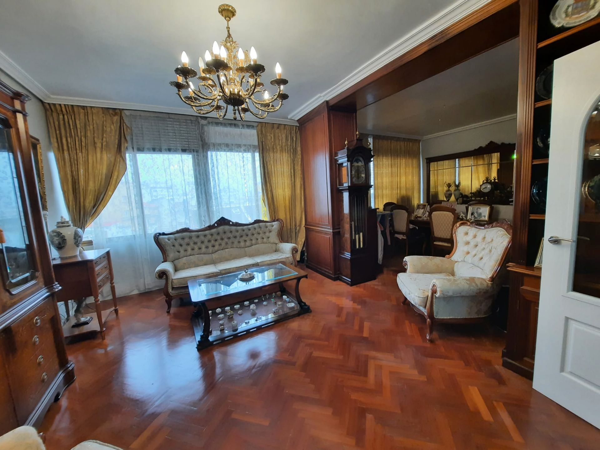 Sala d'estar de Pis en venda en Badajoz Capital amb Aire condicionat, Calefacció i Parquet