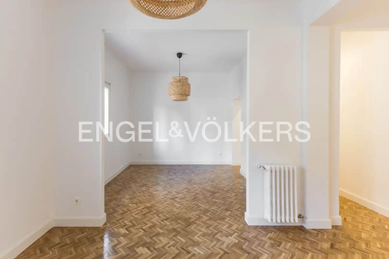 Menjador de Pis de lloguer en  Madrid Capital amb Aire condicionat, Calefacció i Traster