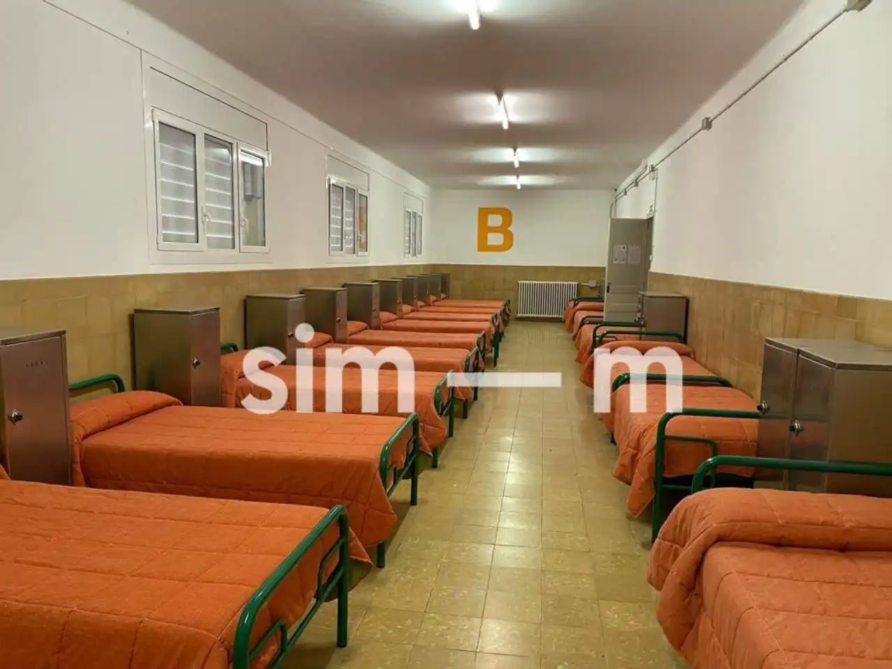 Schlafzimmer von Gebäude zum Verkauf in Tona