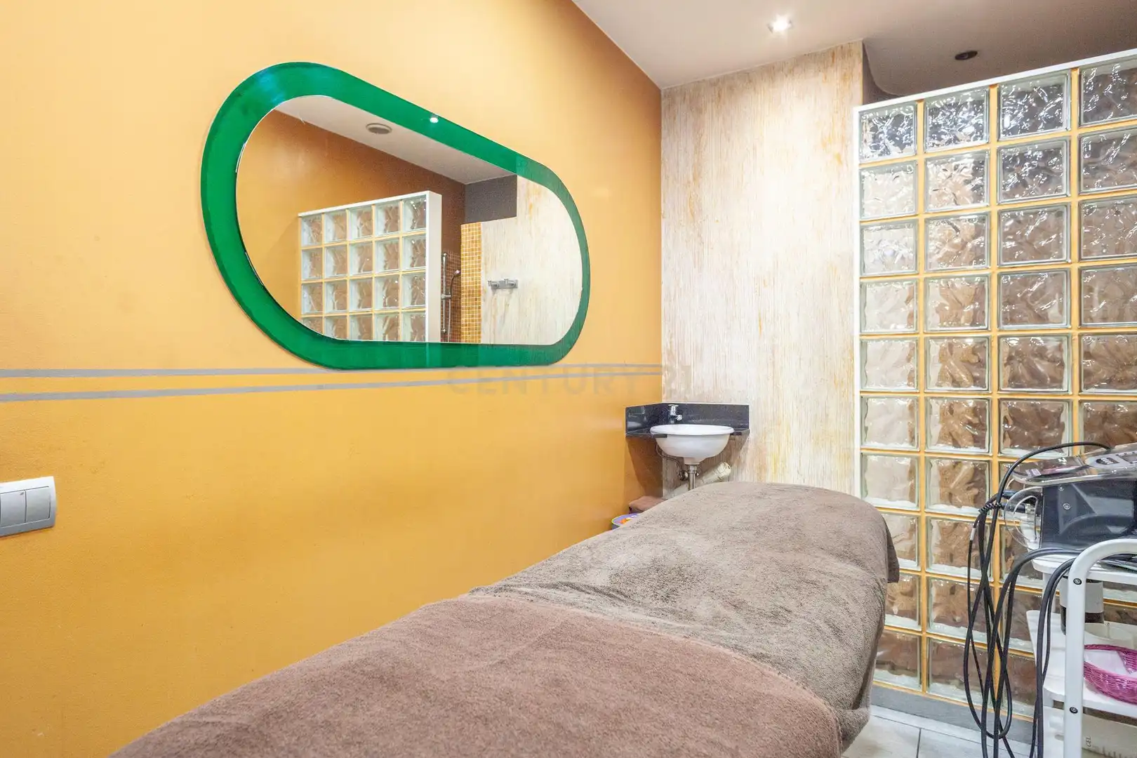 Baño de Local en traspaso en Badalona