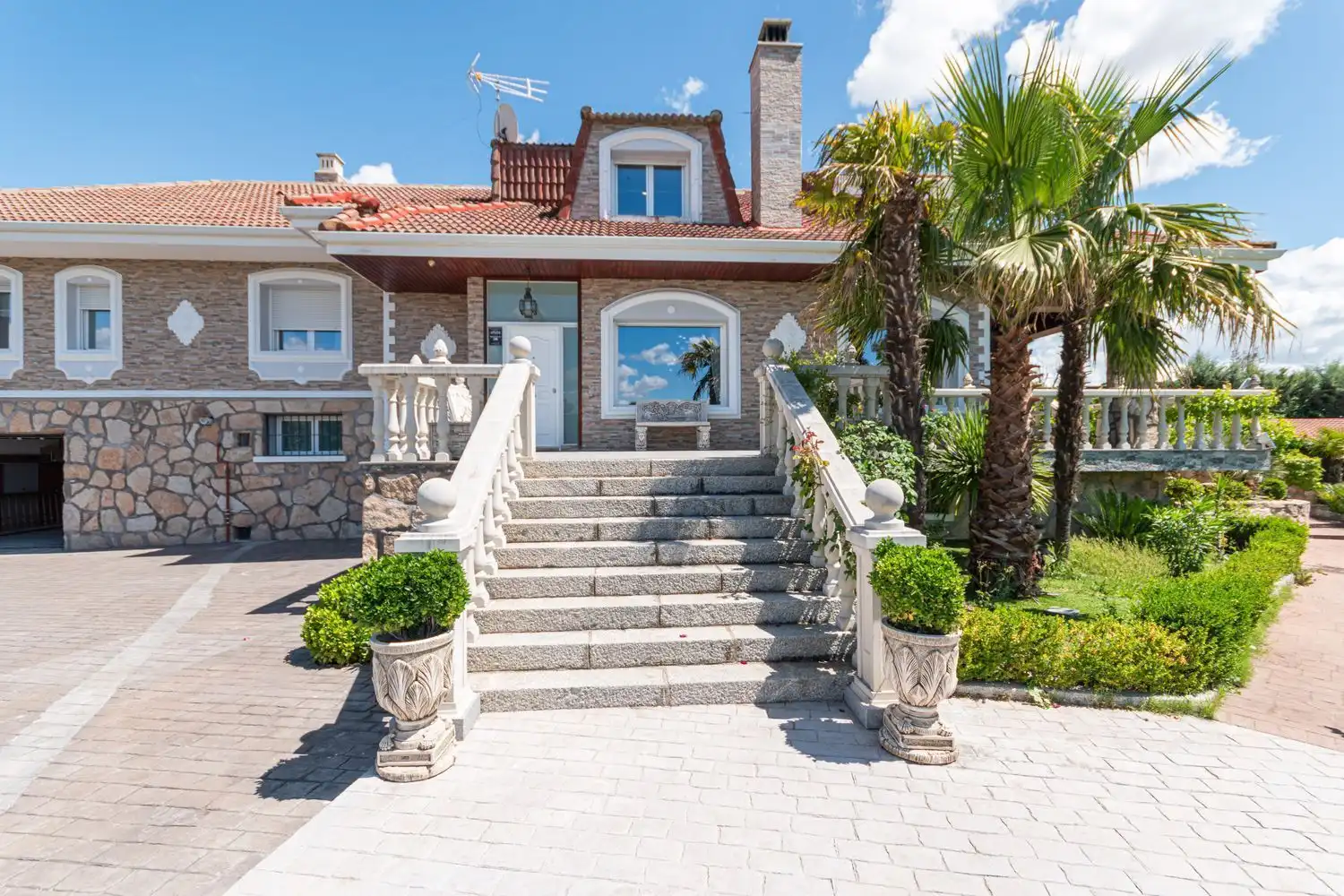 Vista exterior de Casa o chalet en venta en Algete con Aire acondicionado, Calefacción y Trastero