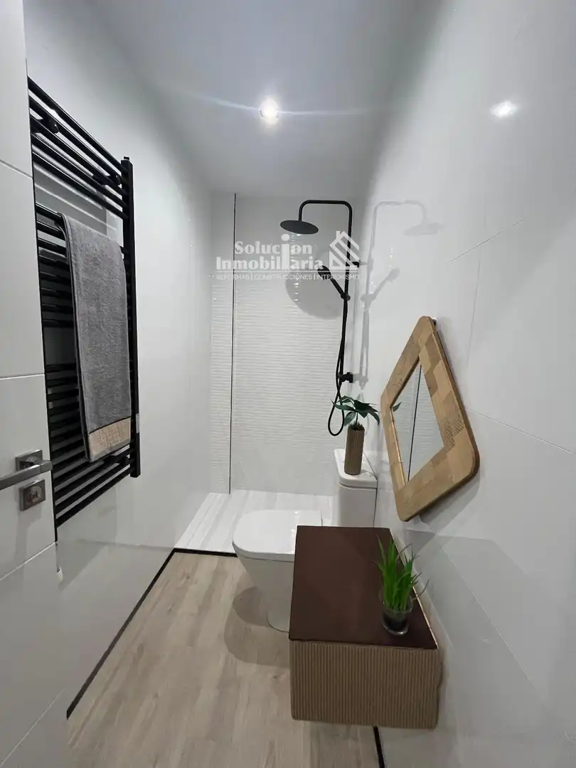 Baño de Piso en venta en Salamanca con Calefacción y Terraza