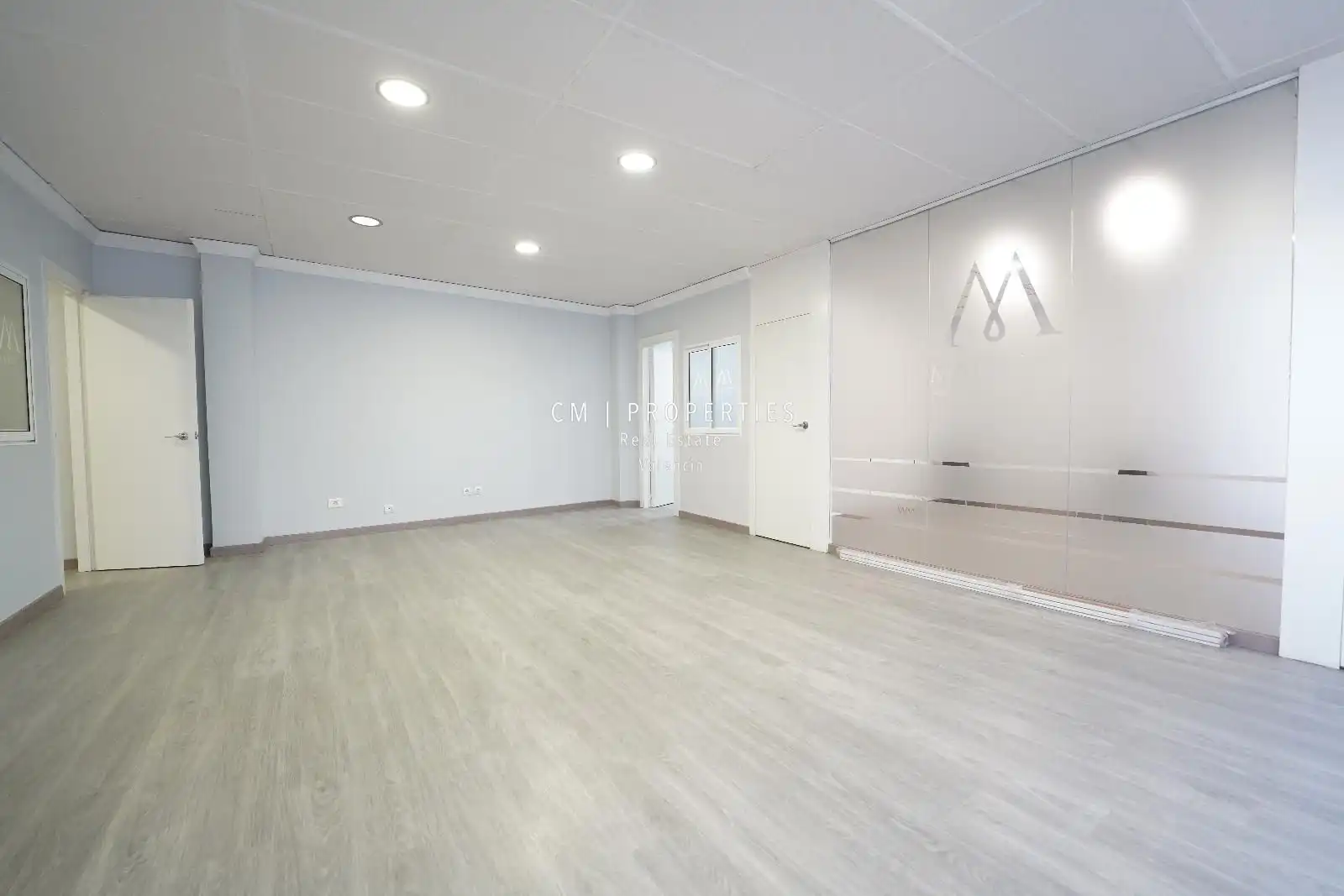 Büro zur Miete in Valencia mit Klimaanlage und Heizung