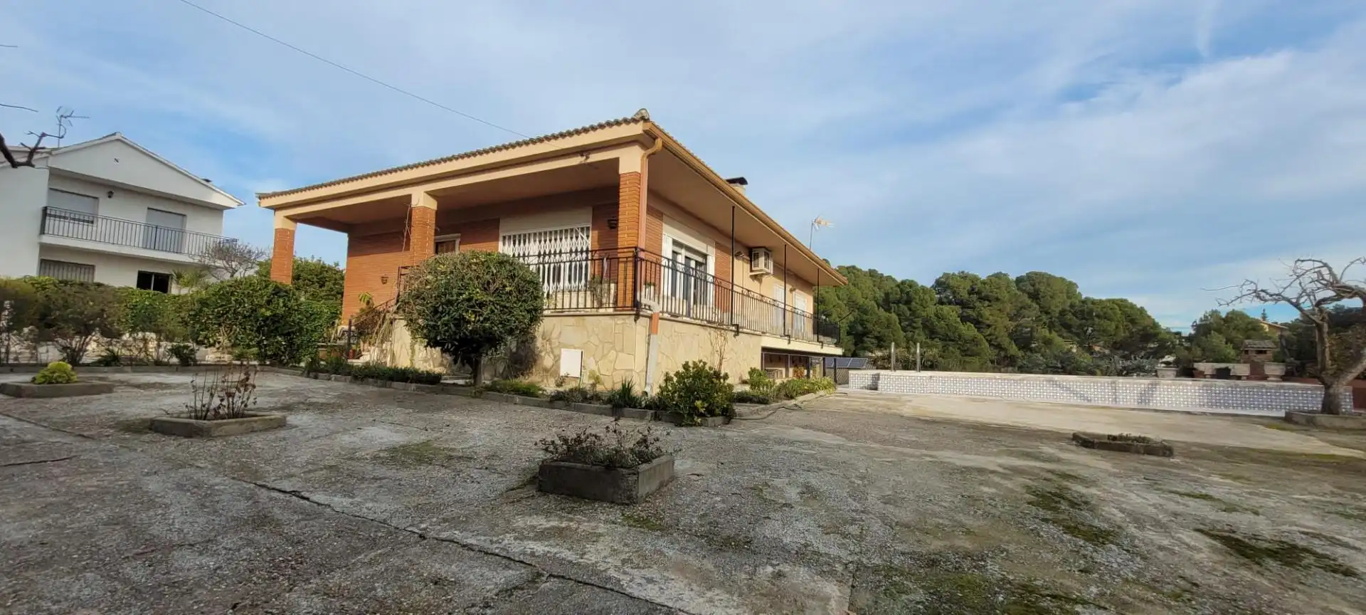 Vista exterior de Casa o xalet en venda en Viladecavalls amb Calefacció, Terrassa i Traster