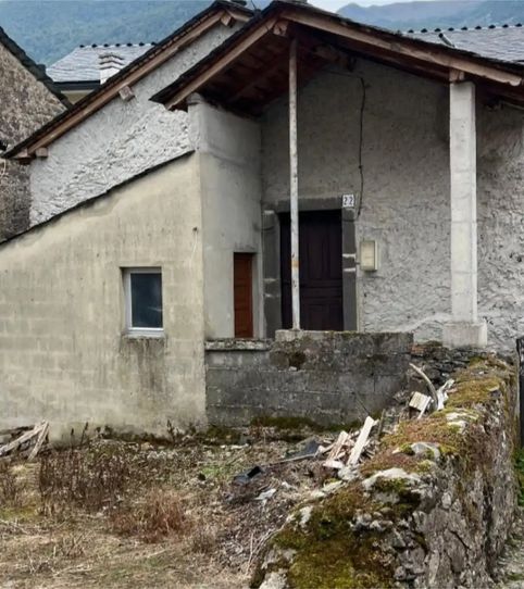 Foto 2 de Piso en venta en Cn-9, 21, Cangas del Narcea, Asturias
