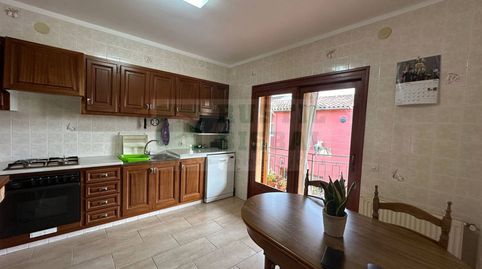 En venta espaciosa casa esquinera con doble parcela en La Bisbal DEmpordà, imatge 5