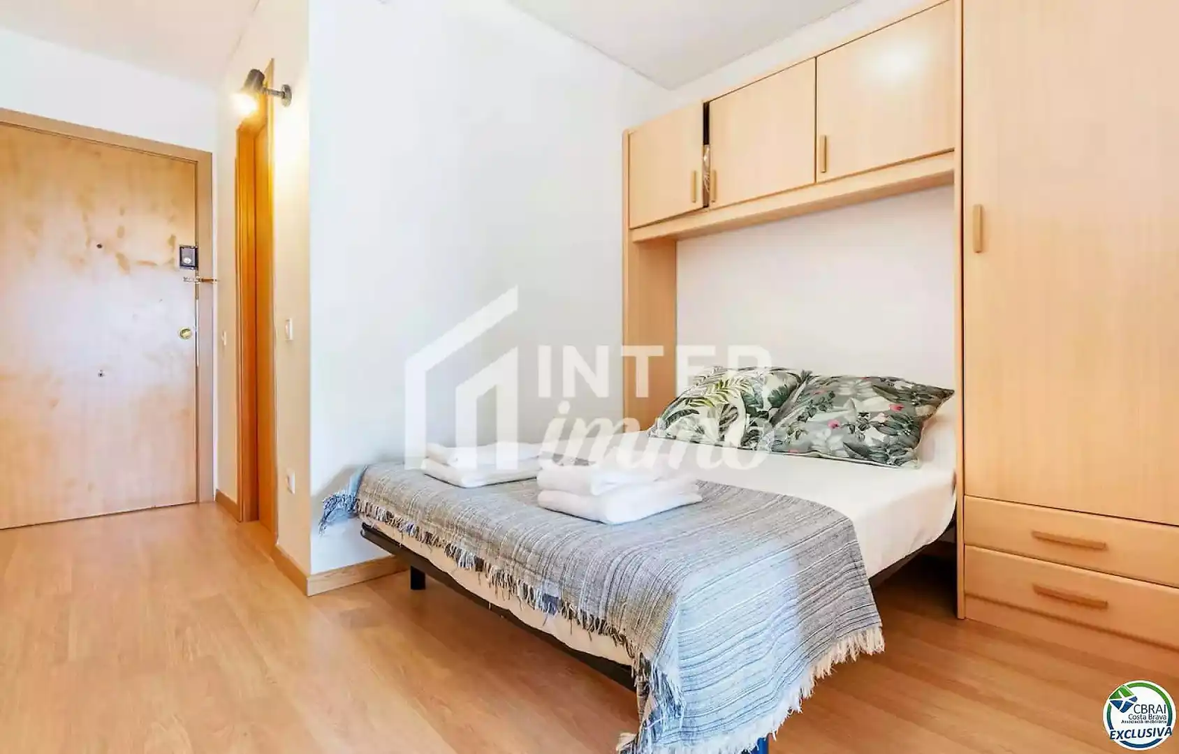 Estudio con ascensor en venta en Sector DELTA MUGA 7-8, imagen 3