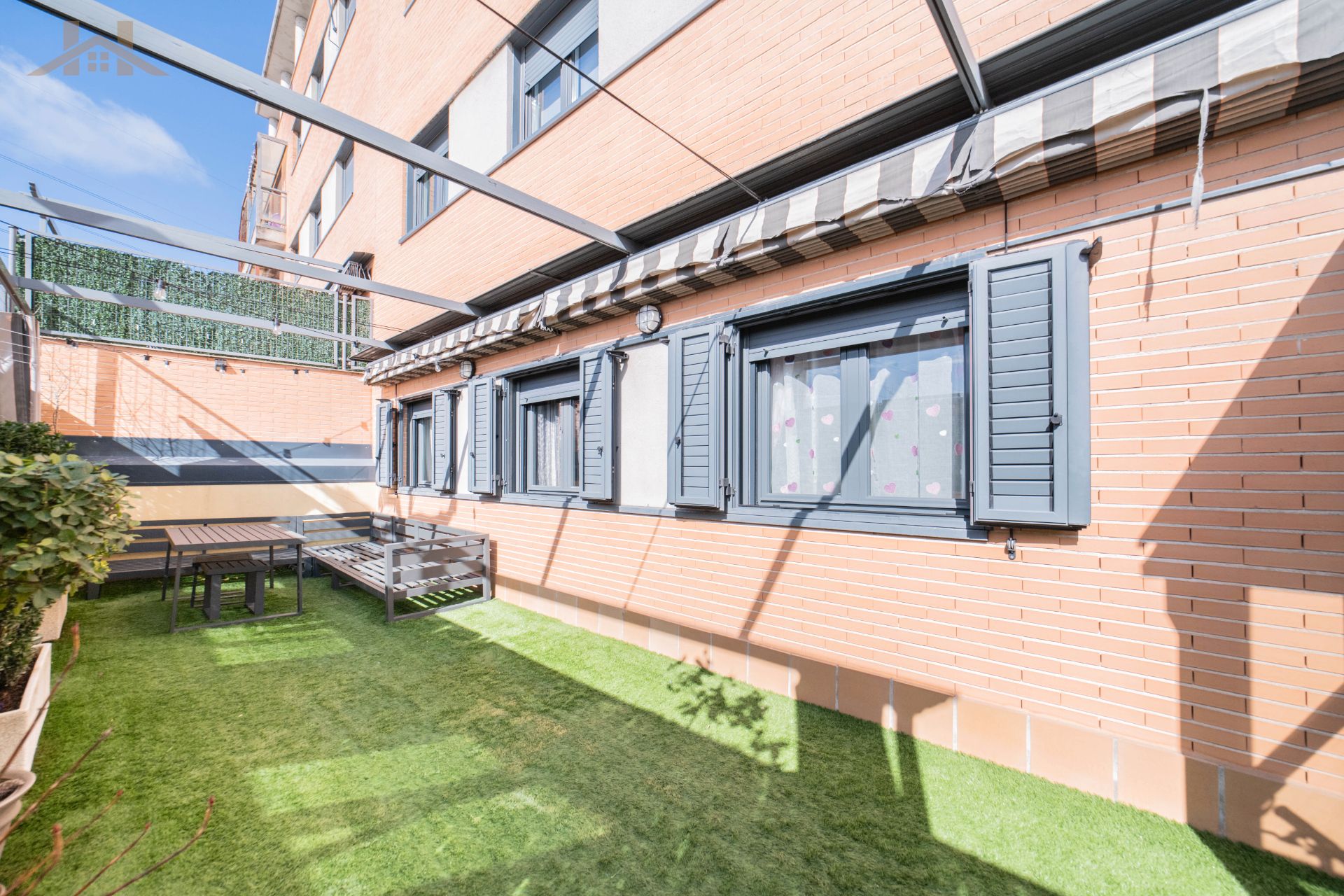 Exterior view of Planta baja for sale in Arroyomolinos (Madrid)  with Air Conditioner, Heating and Private garden