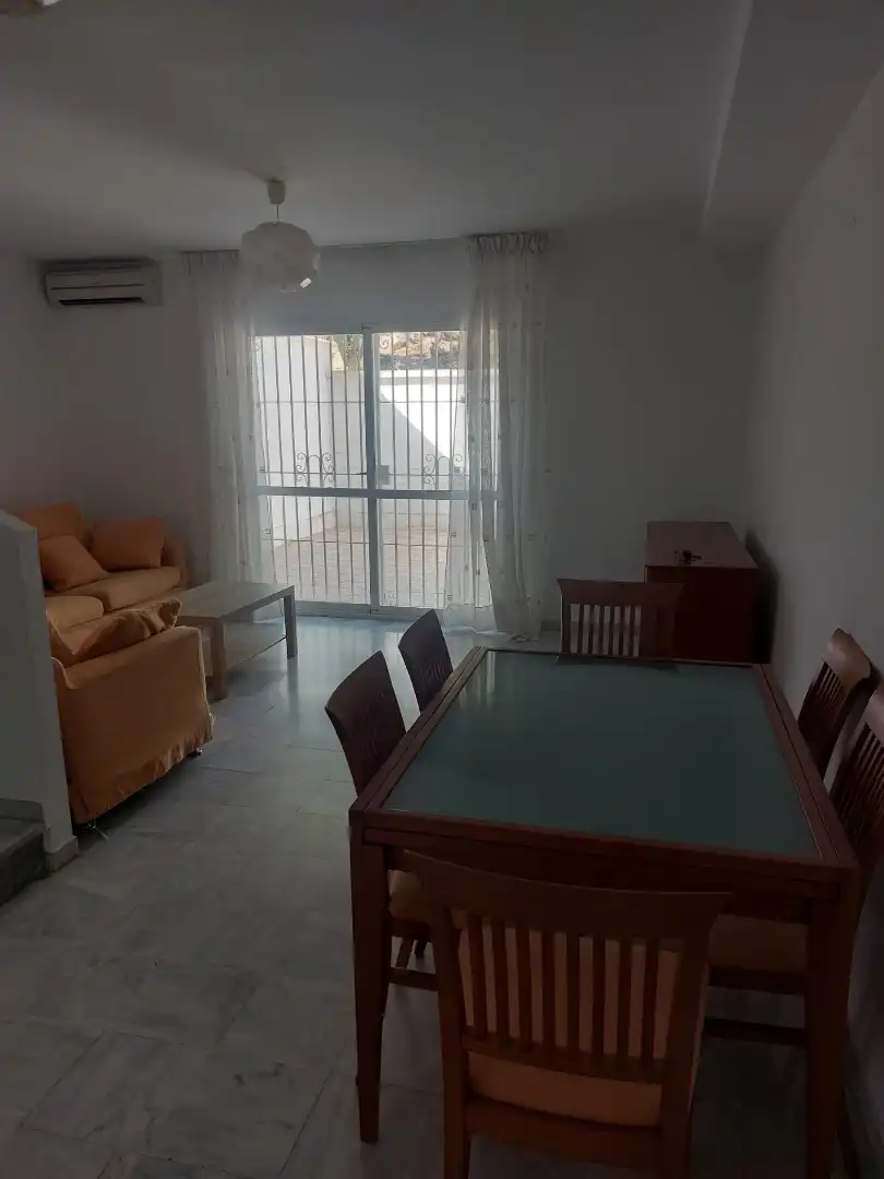 Comedor de Casa adosada de alquiler en Benalmádena con Aire acondicionado, Terraza y Amueblado
