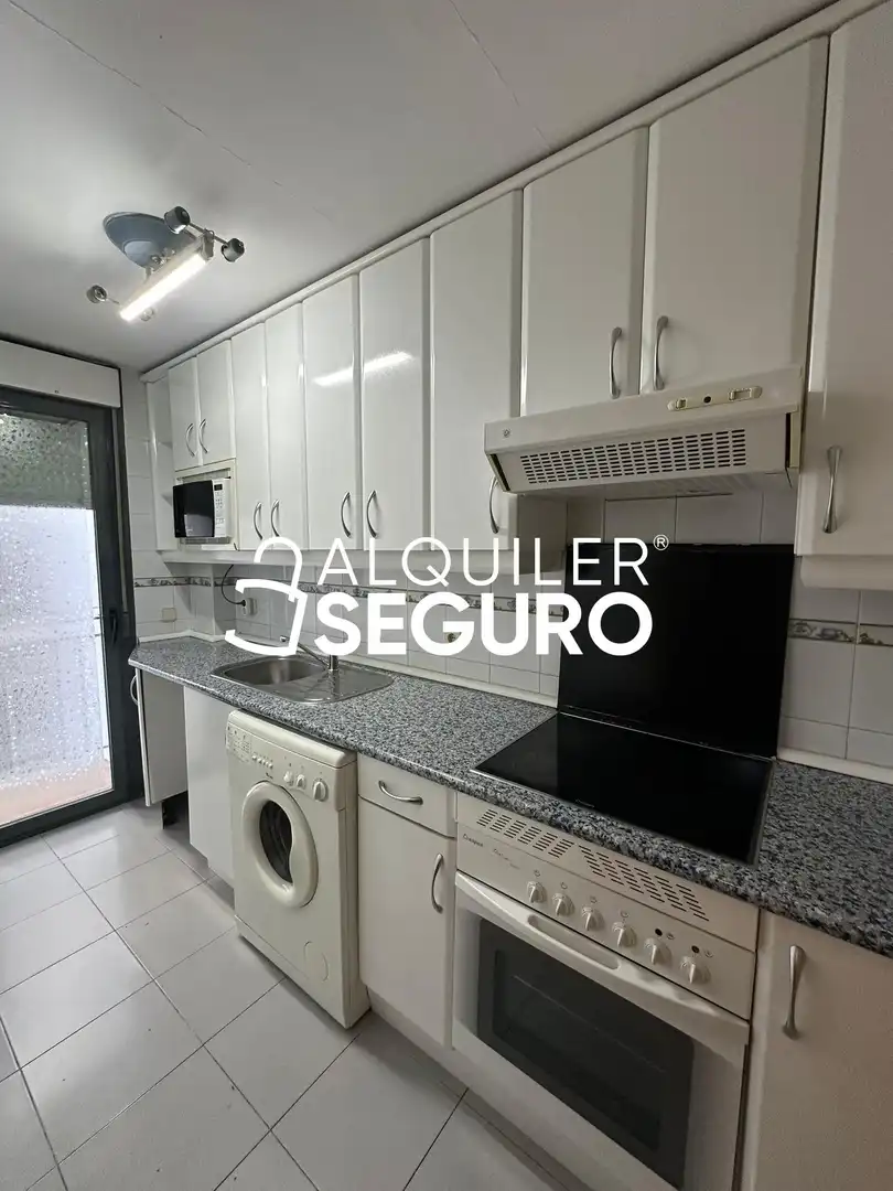 Flat for rent in Ávila, Centro