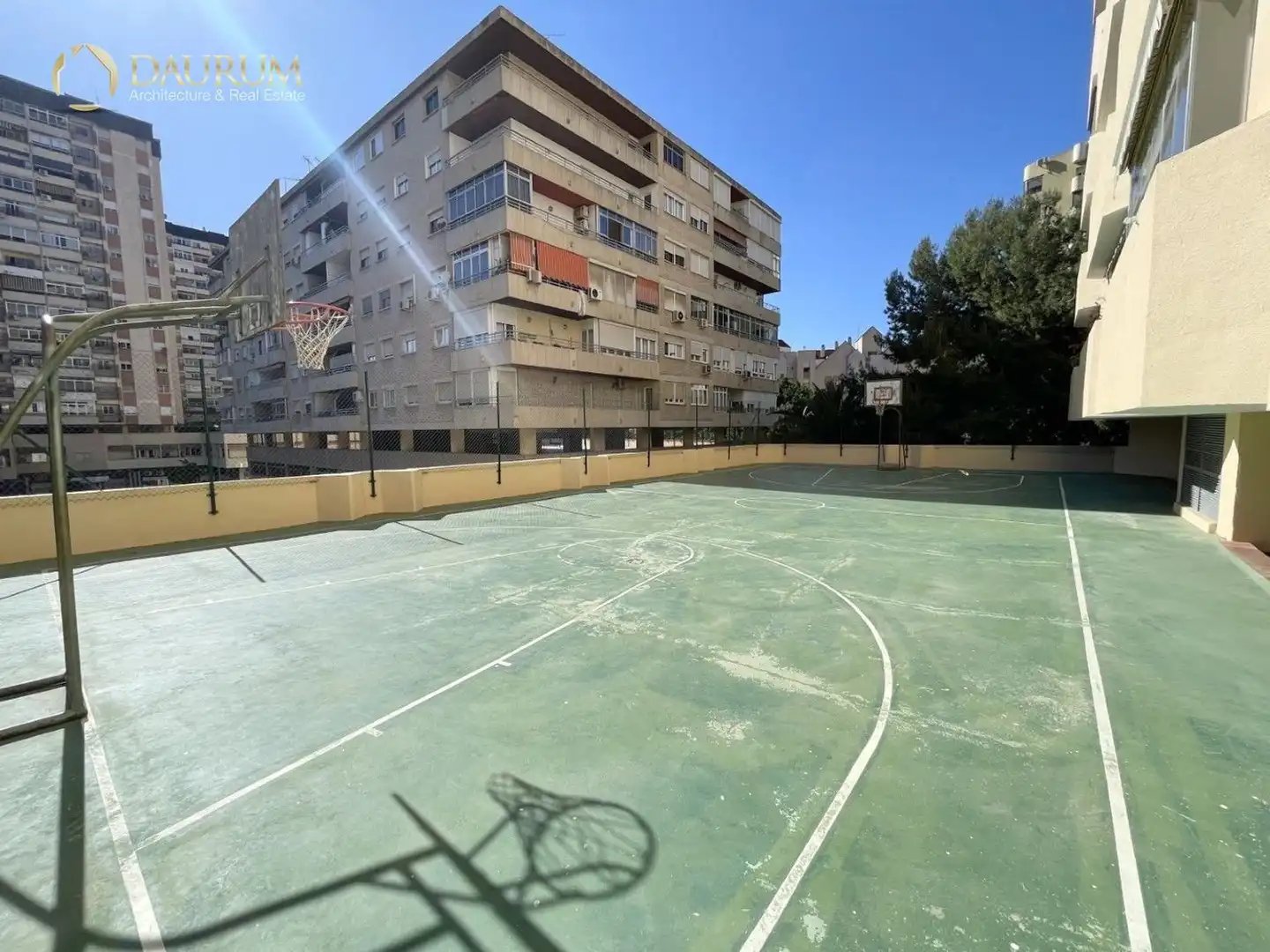 Vista exterior de Pis en venda en Málaga amb Aire condicionat, Calefacció i Piscina