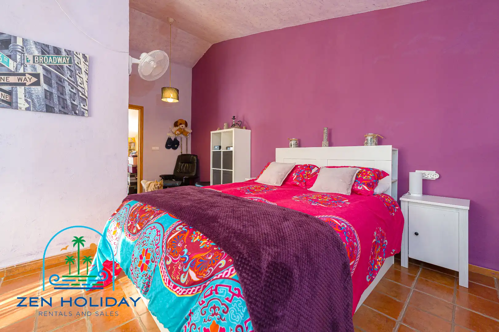 Habitación de Casa adosada en venta en Busot con Aire acondicionado, Calefacción y Jardín privado