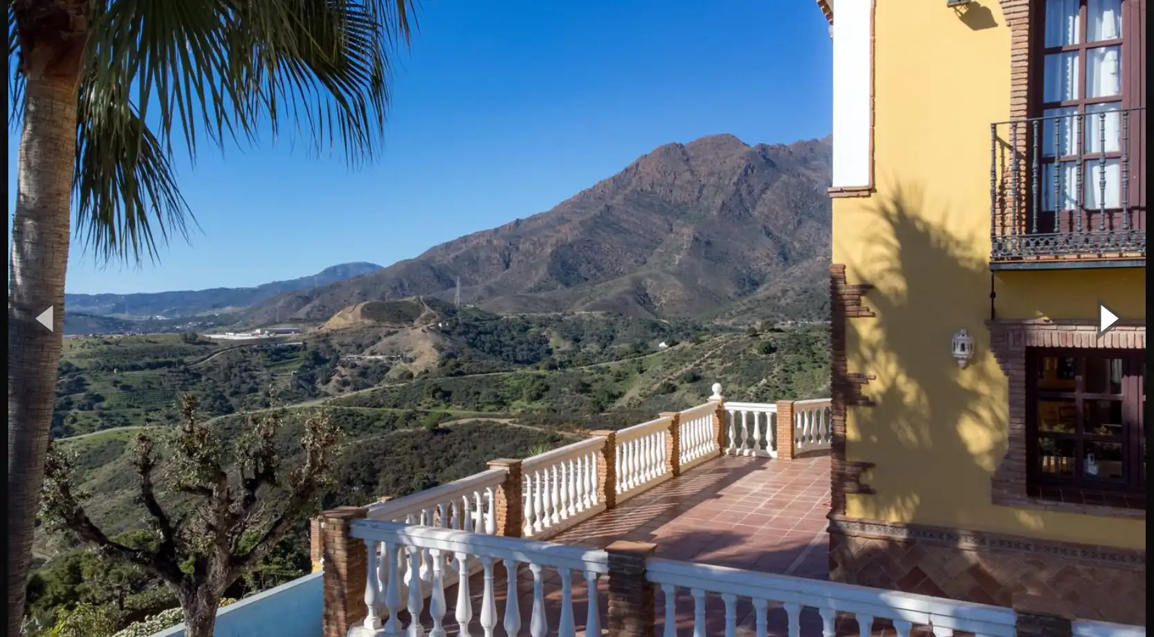 Vista exterior de Terreno en venta en Estepona