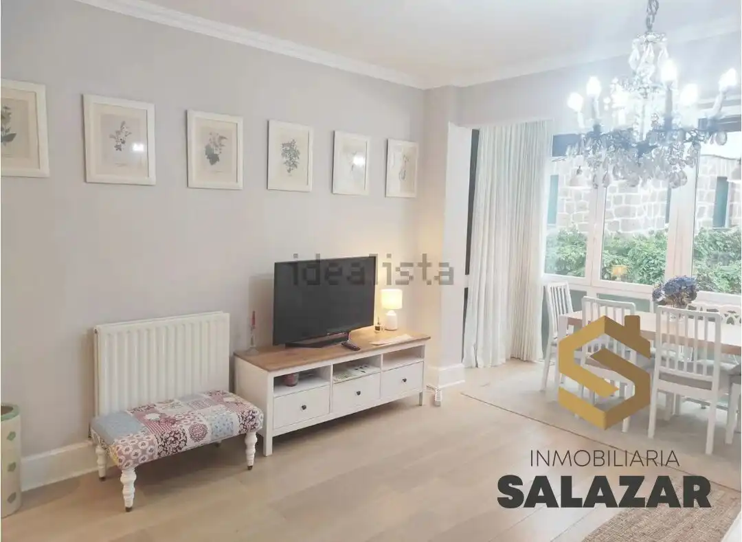 Living room of Flat for rent in Getxo   with Heating