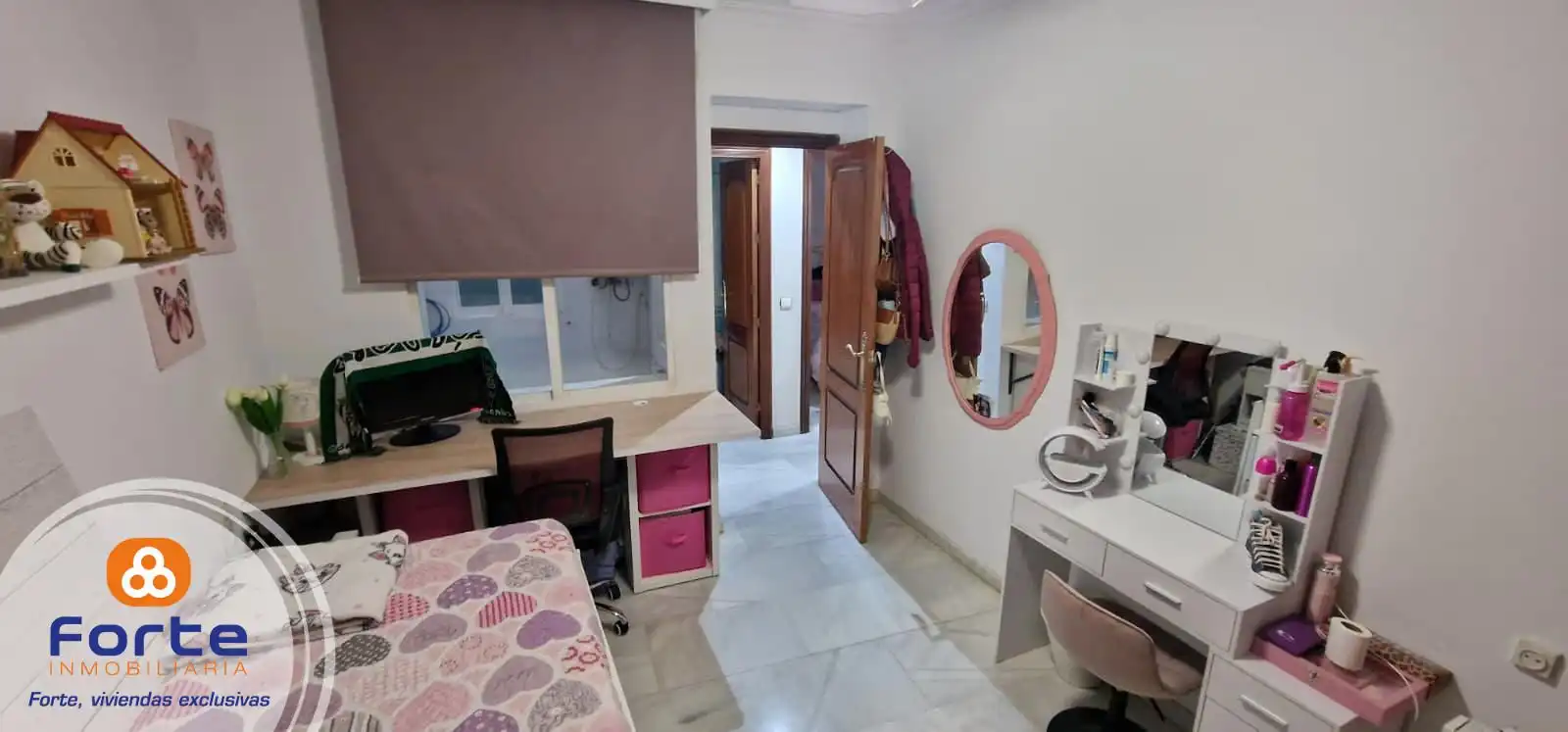Bedroom of Flat for sale in Córdoba  with Air Conditioner