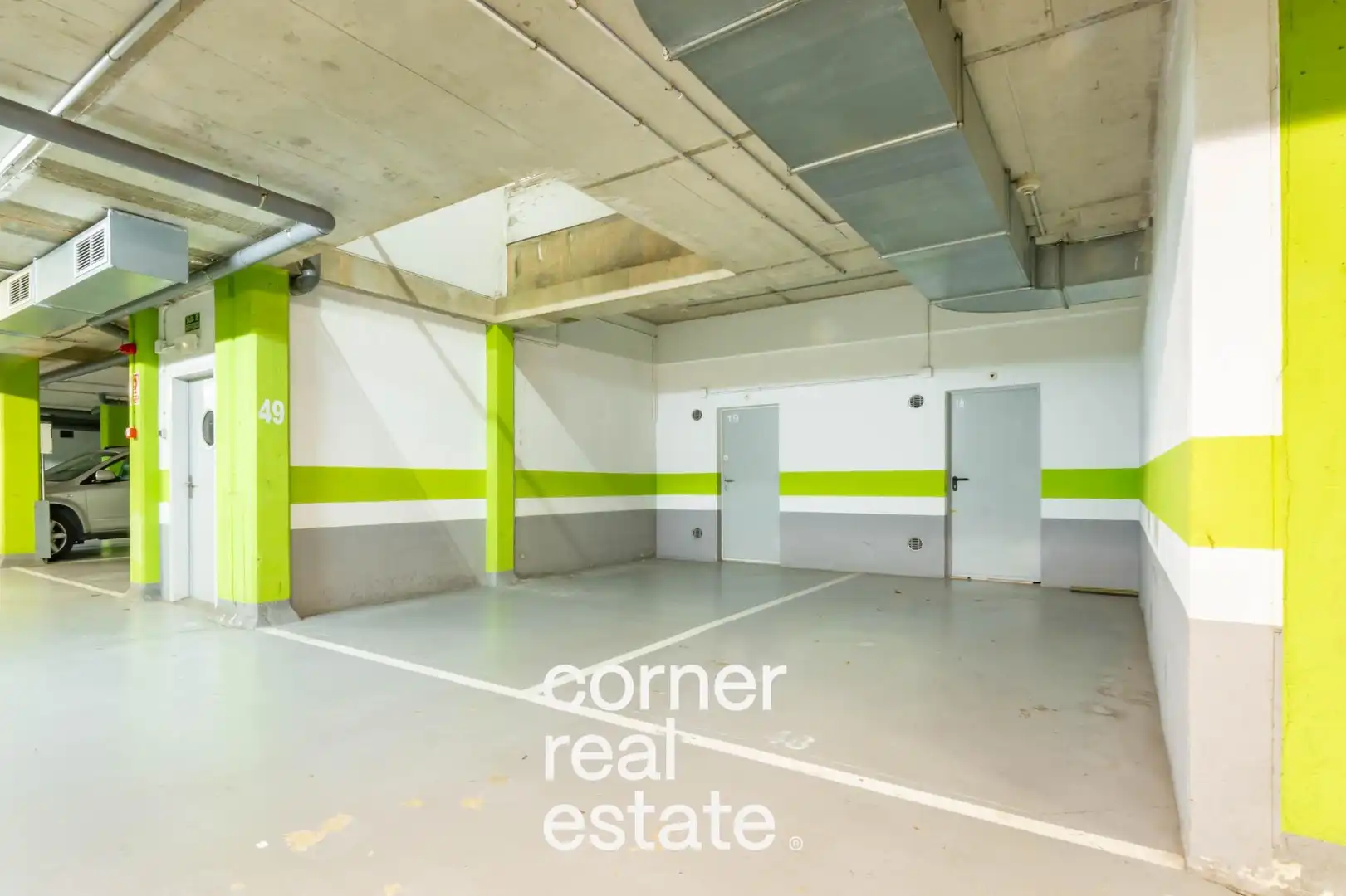 Parking of Flat for sale in Sant Cugat del Vallès  with Air Conditioner, Heating and Parquet flooring