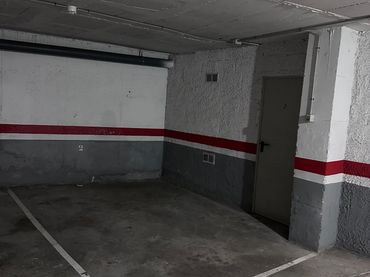 Individual con ascensor en venta en Nucli Urbà