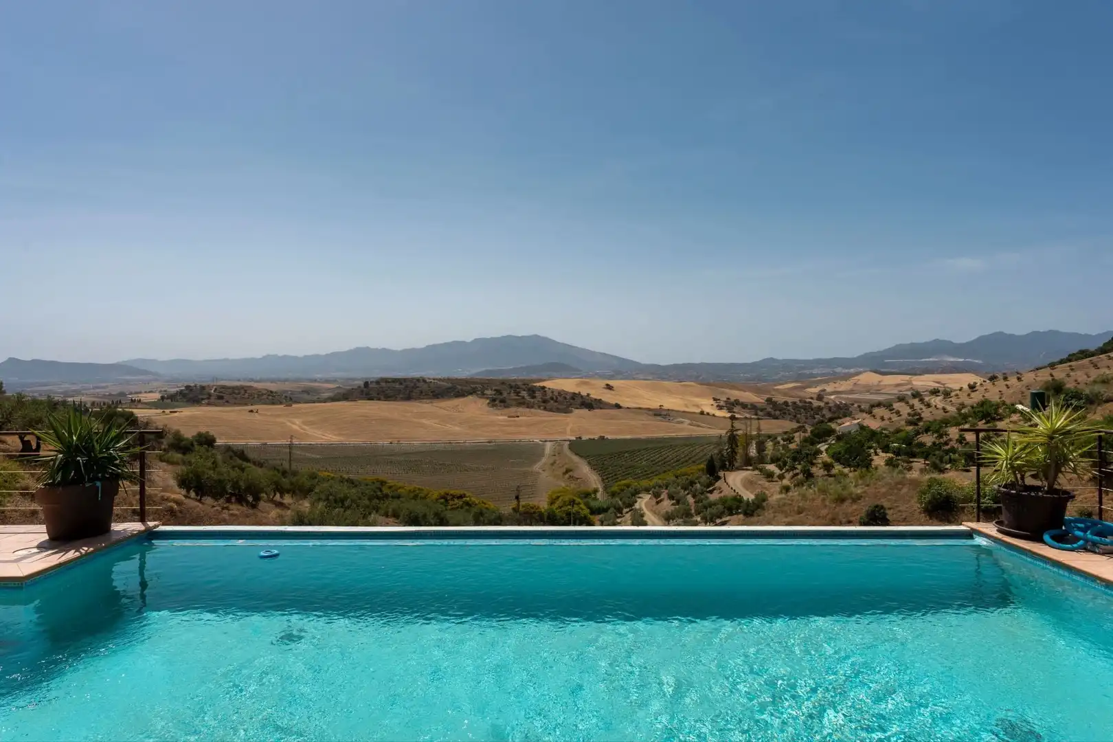 Piscina de Finca rústica en venda en Cártama amb Aire condicionat, Traster i Piscina