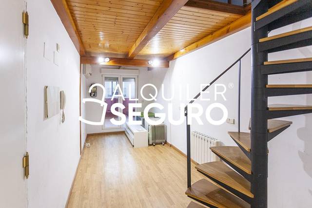 Ático en Alquiler en de Valverde en Universidad - Malasaña