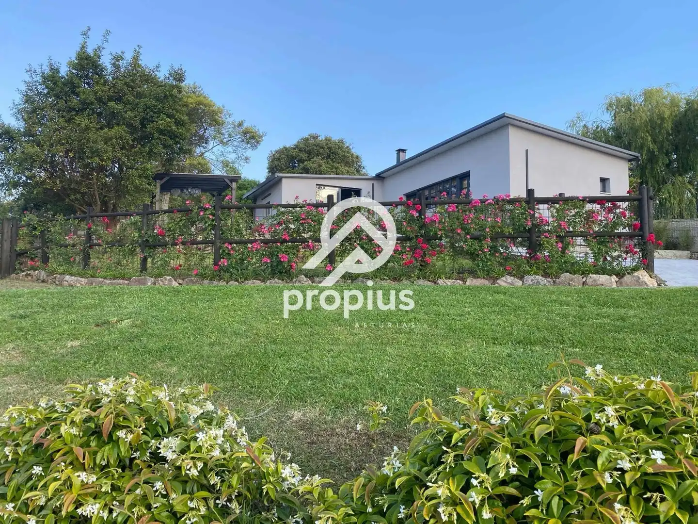 Casa o chalet en venta en Ribadesella con Calefacción, Jardín privado y Terraza