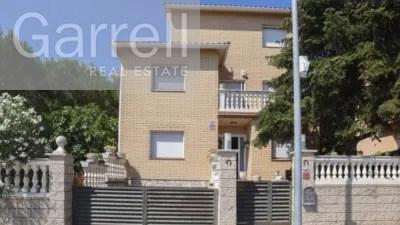 Foto 4 de Casa o chalet en venta en Carrer Josep Pla, Llinars del Vallès, Barcelona