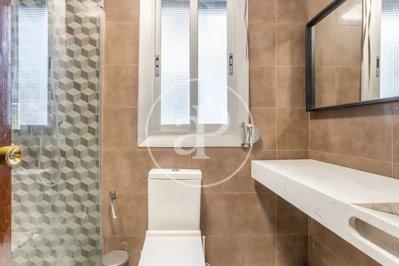 Baño de Piso en venta en Valencia con Calefacción