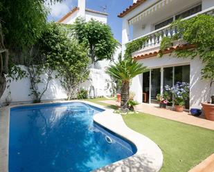 Swimming pool of House or chalet for sale in Sant Pere de Ribes  with Terrace and Swimming Pool