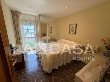 Piso con balcón en venta en Carrer Rafael de Casanova