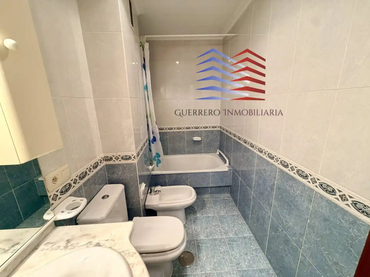 Jardín de Apartamento de alquiler en Ourense Capital  con Calefacción, Parquet y Trastero