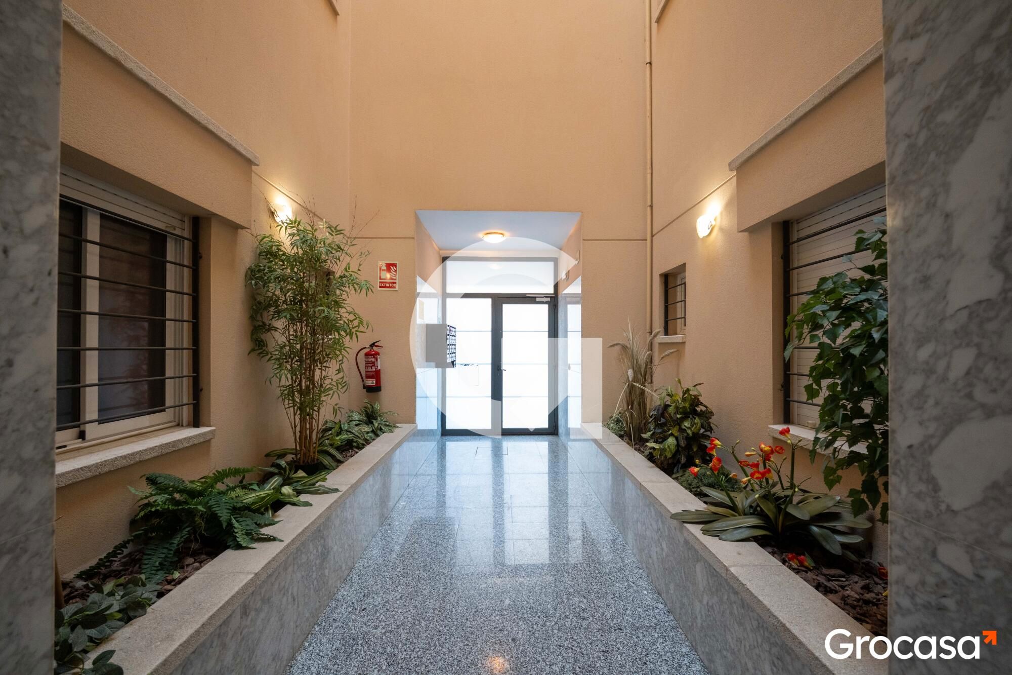 Piso en venta en Mataró con Calefacción, Trastero y Horno