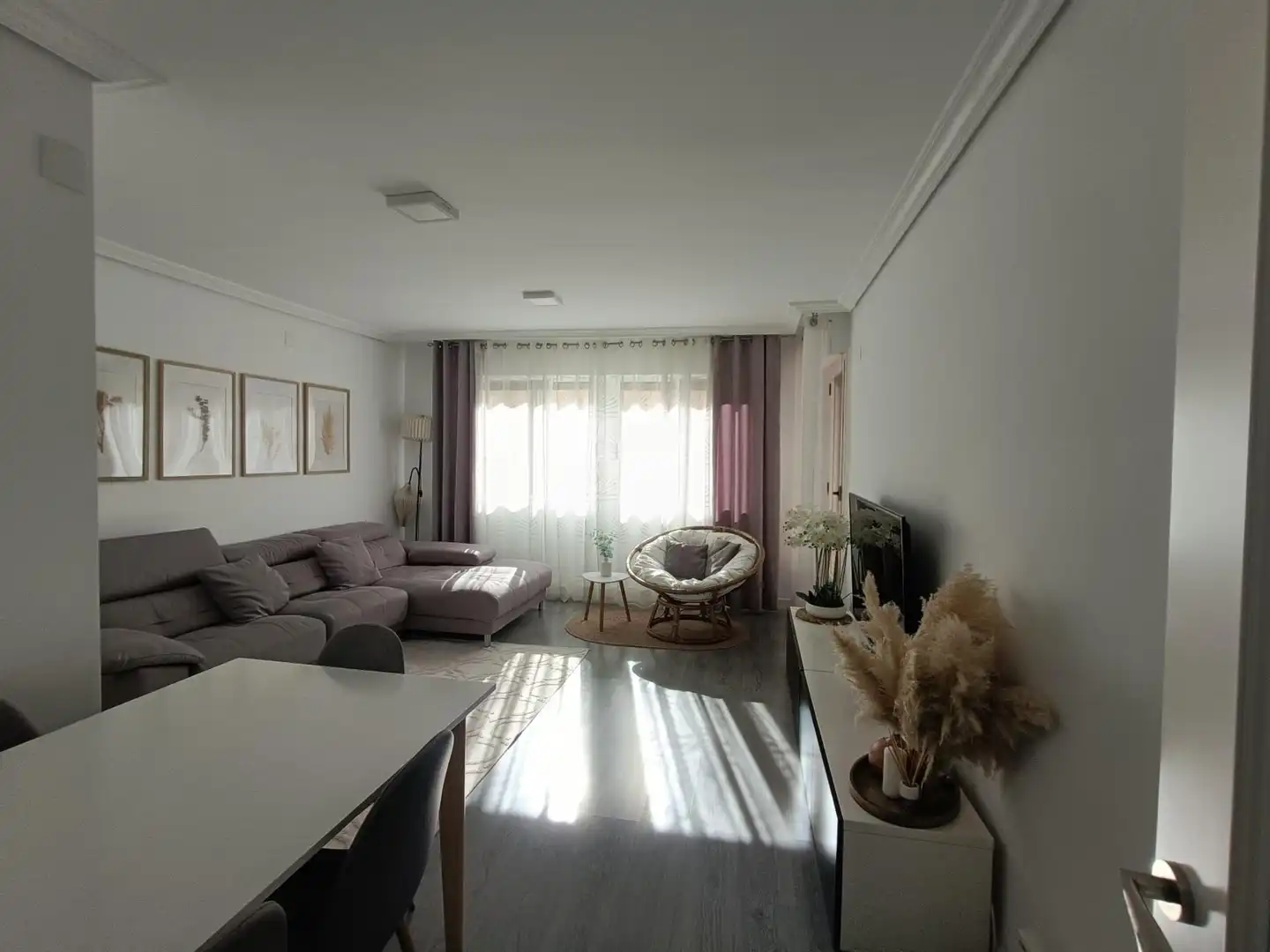 Sala de estar de Piso en venta en Castellón de la Plana / Castelló de la Plana con Aire acondicionado, Calefacción y Parquet