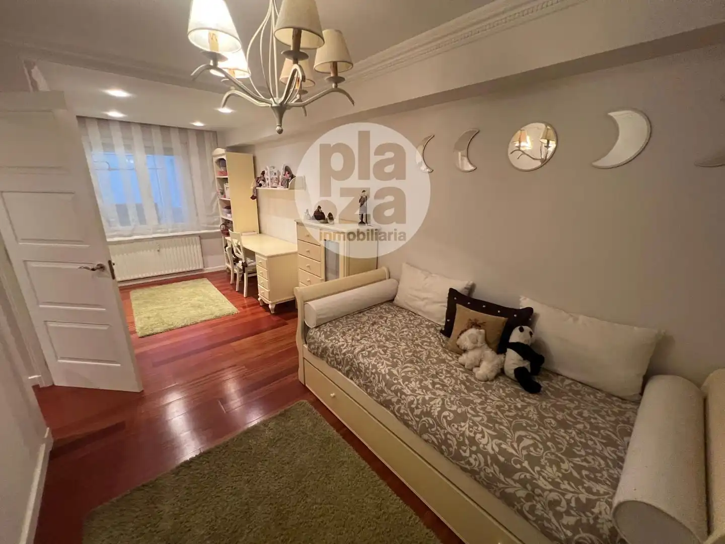 Bedroom of Flat for sale in Burgos  with Heating and Terrace