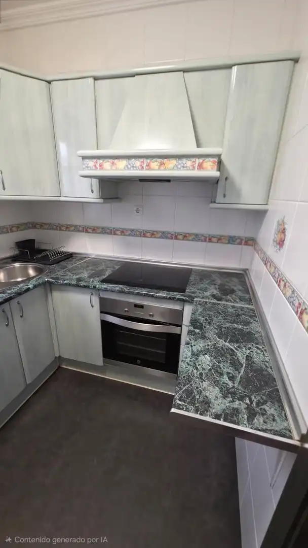 Flat for rent in de La Banqueta, Santa Bárbara - Ciudad Deportiva