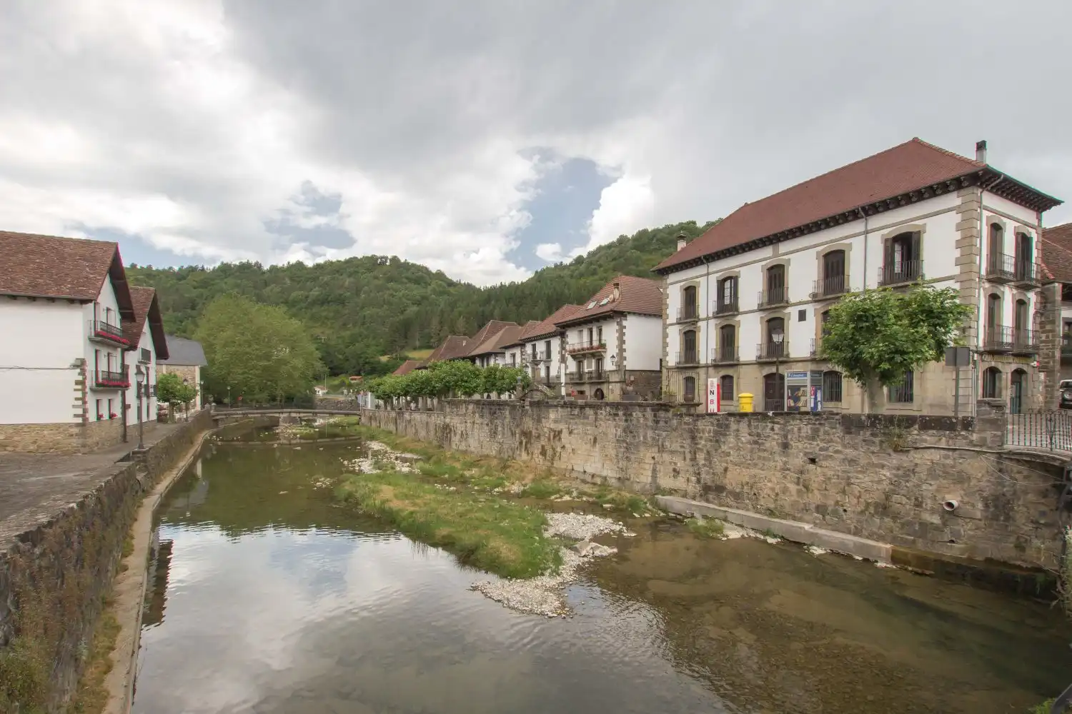 Vista exterior de Casa o chalet en venta en Ochagavía / Otsagabia con Calefacción y Balcón