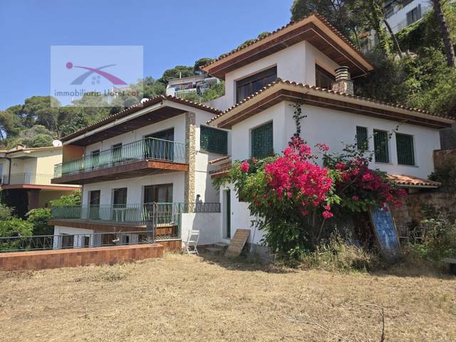 Casa-chalet en Venta en Roca Grossa