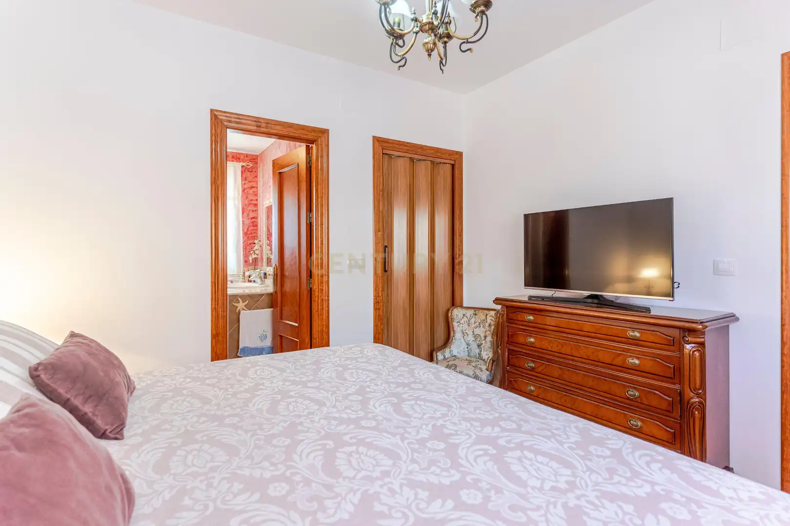 Habitación de Casa o chalet en venta en Almuñécar con Piscina